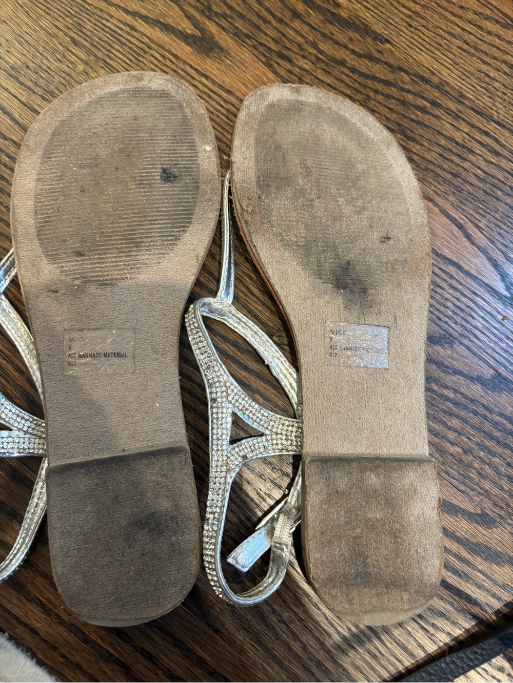 Steve Madden silver Rhinestone T-Strap Women’s Sandals - Picture 4 of 4
